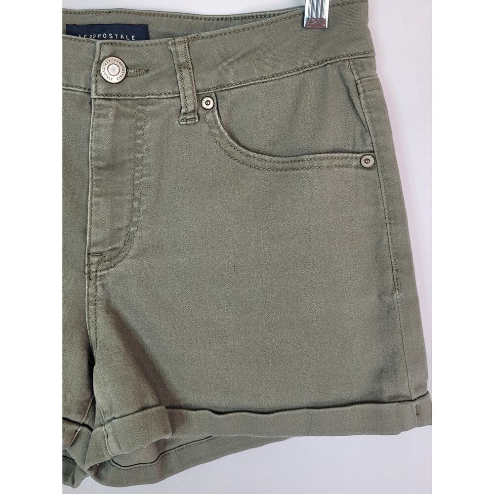 Aeropostale High Waisted Midi Stretchy Cuffed Shorts Olive Green Women's Size 8 - Picture 3 of 11